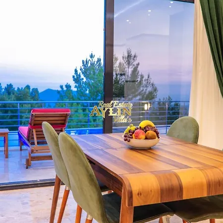 Super Luxury Memory With Private Pool Willa